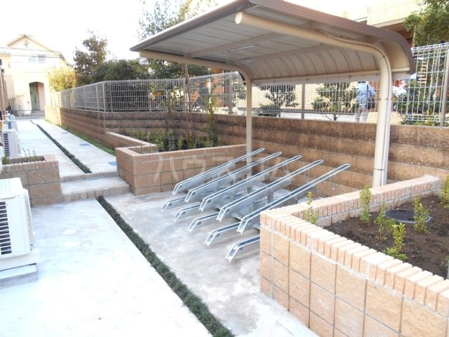 17/28 エントランス