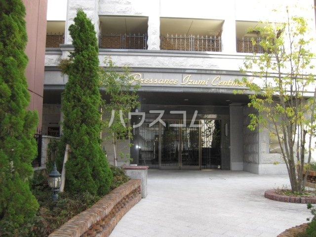 18/24 エントランス