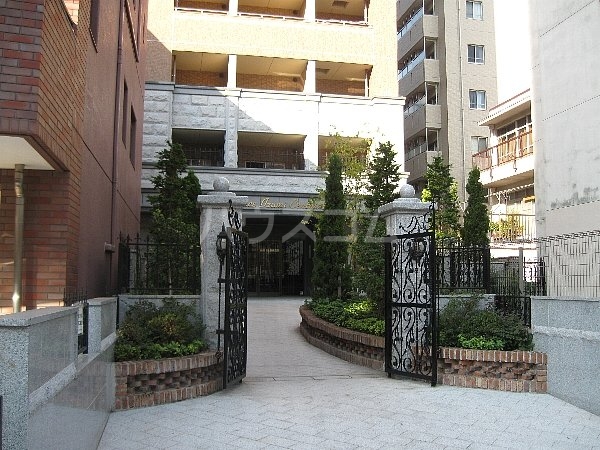 15/20 エントランス