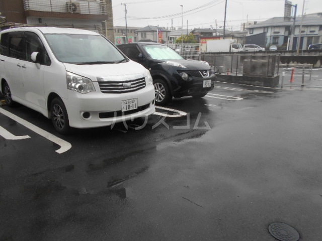 2/11 駐車場