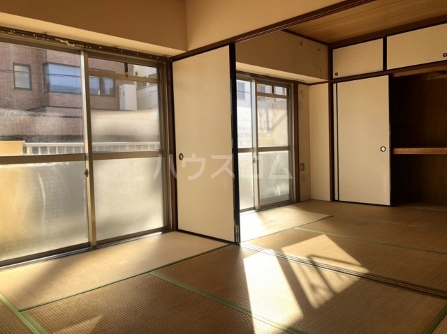 寝室