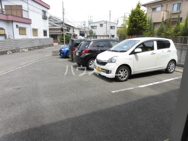 18/19 駐車場