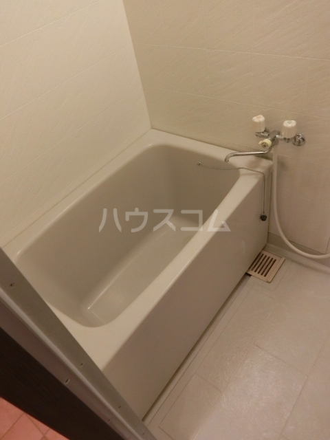15/30 浴室