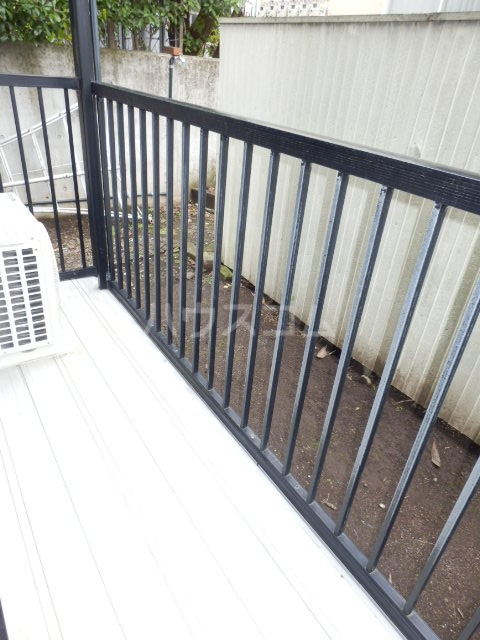 18/23 バルコニー