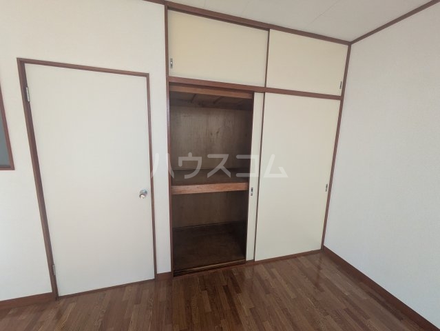13/30 収納