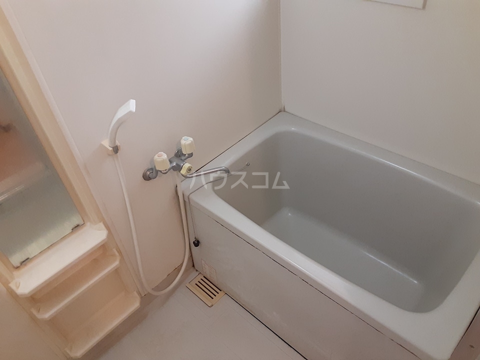 14/30 浴室