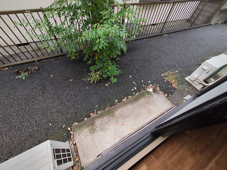 21/30 バルコニー