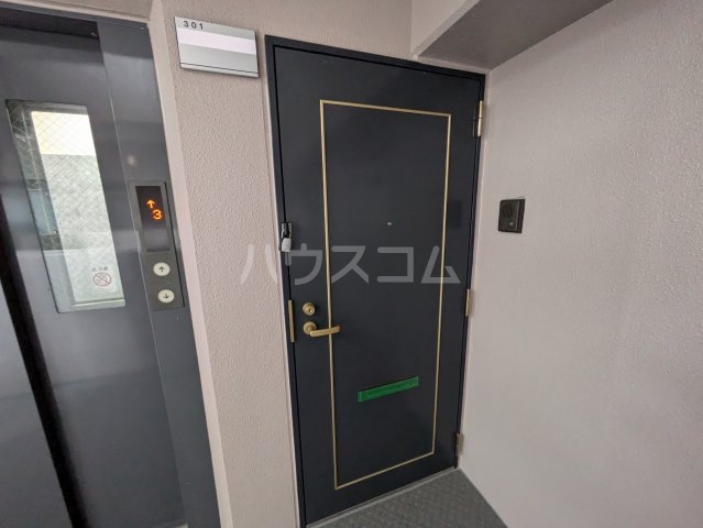 3/5 エントランス