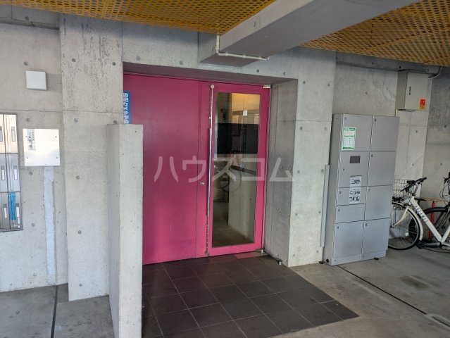 16/24 エントランス