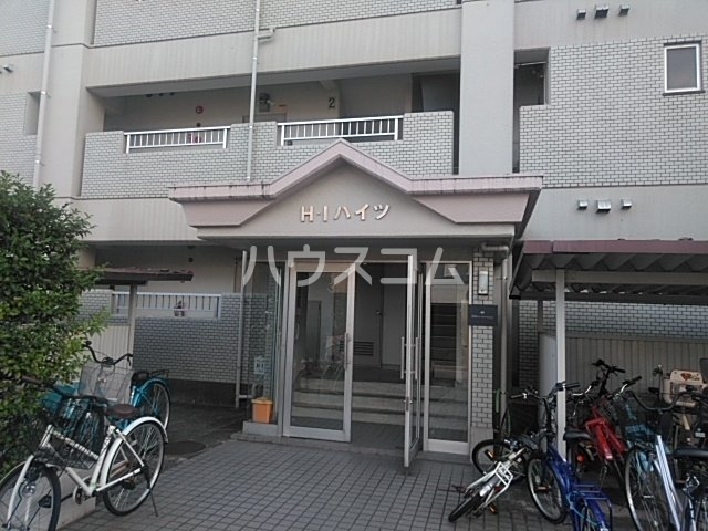 3/4 エントランス