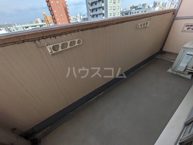 15/28 バルコニー