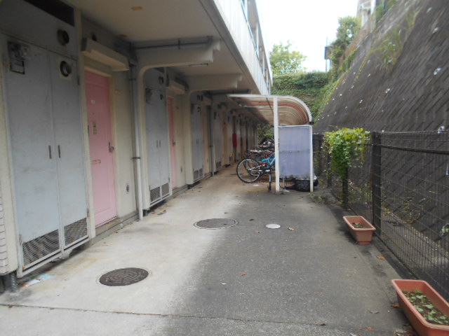 22/30 エントランス