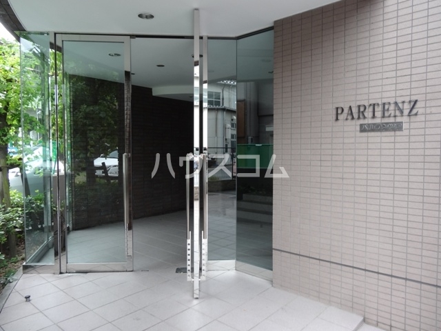 13/21 エントランス