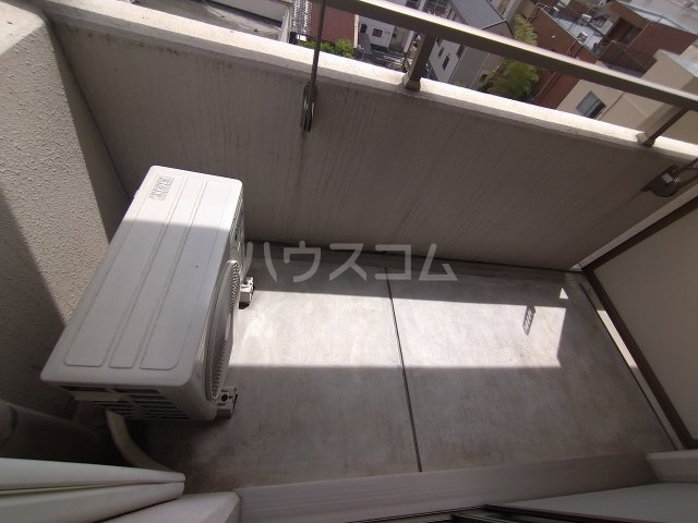 20/30 バルコニー