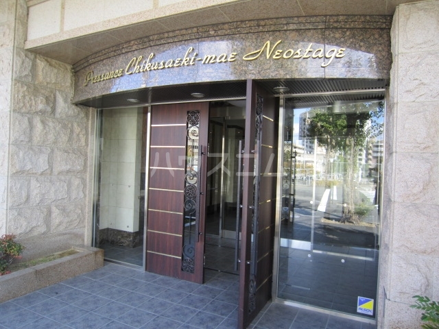 14/20 エントランス