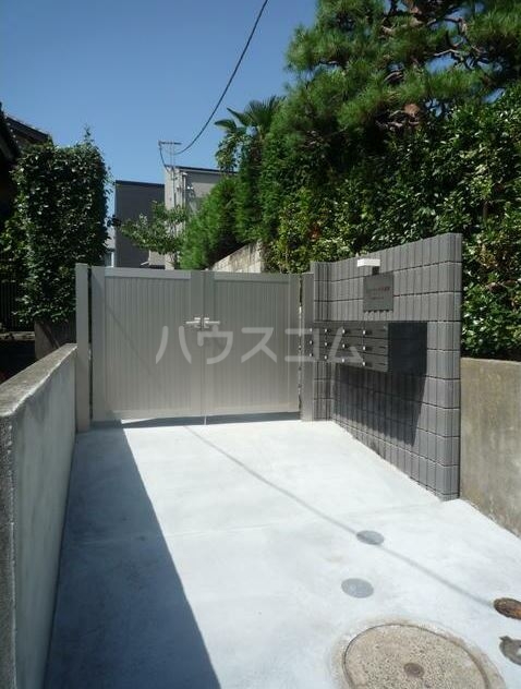 2/8 エントランス