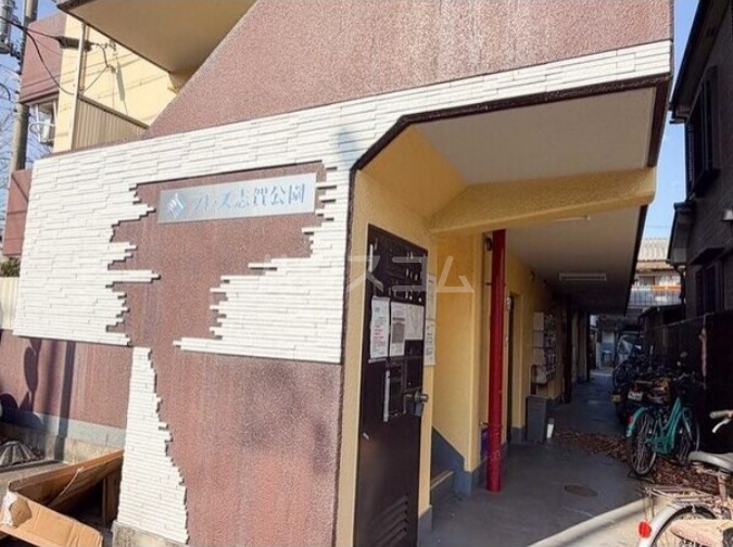 2/10 エントランス