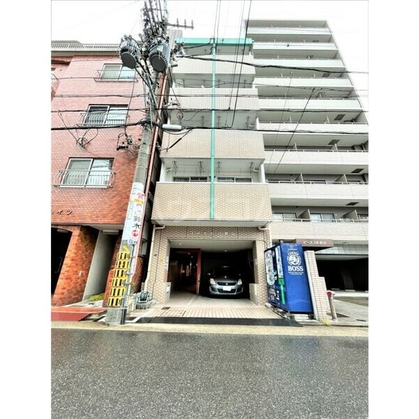 1/16 外観