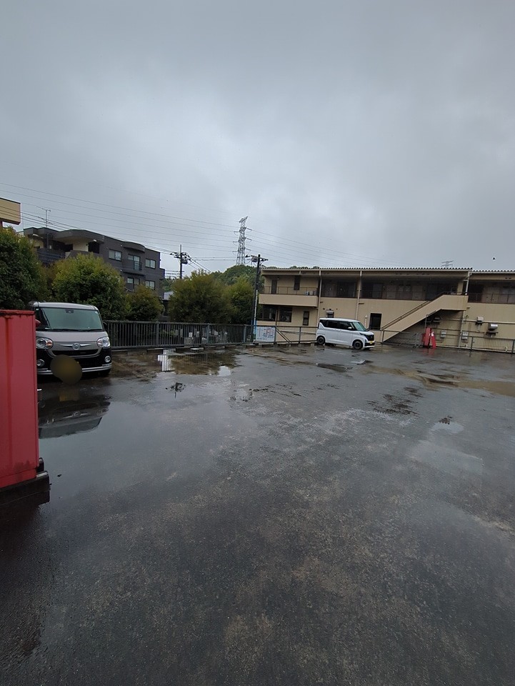 22/30 駐車場