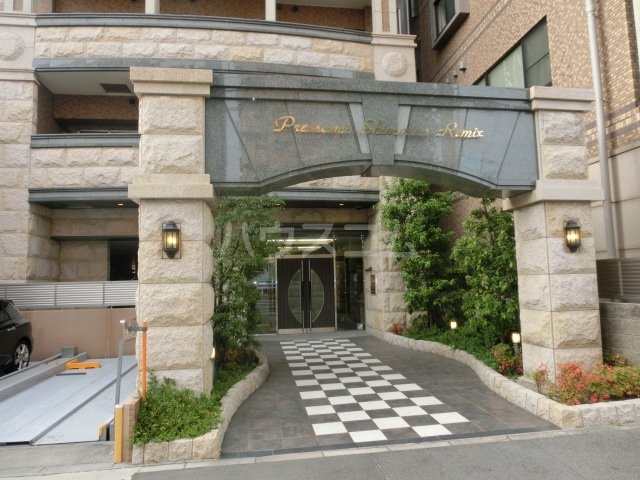 16/25 エントランス