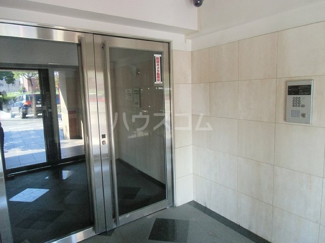 20/25 エントランス