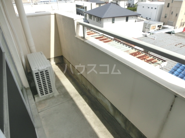 13/23 バルコニー
