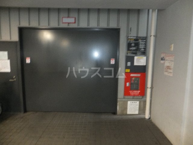 15/16 駐車場