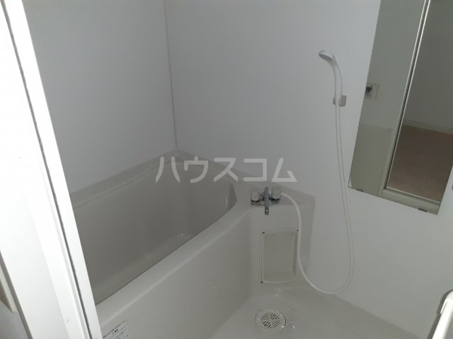 14/30 浴室