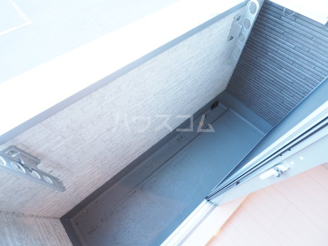 20/30 バルコニー