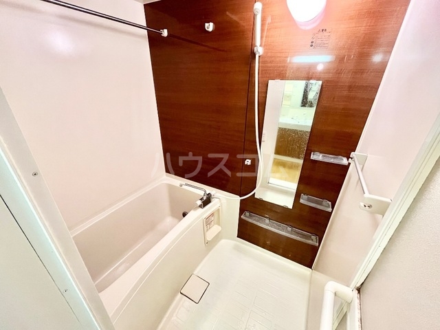 15/25 浴室