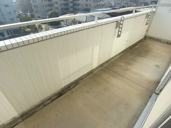 13/26 バルコニー