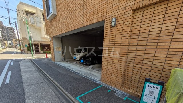 25/30 駐車場