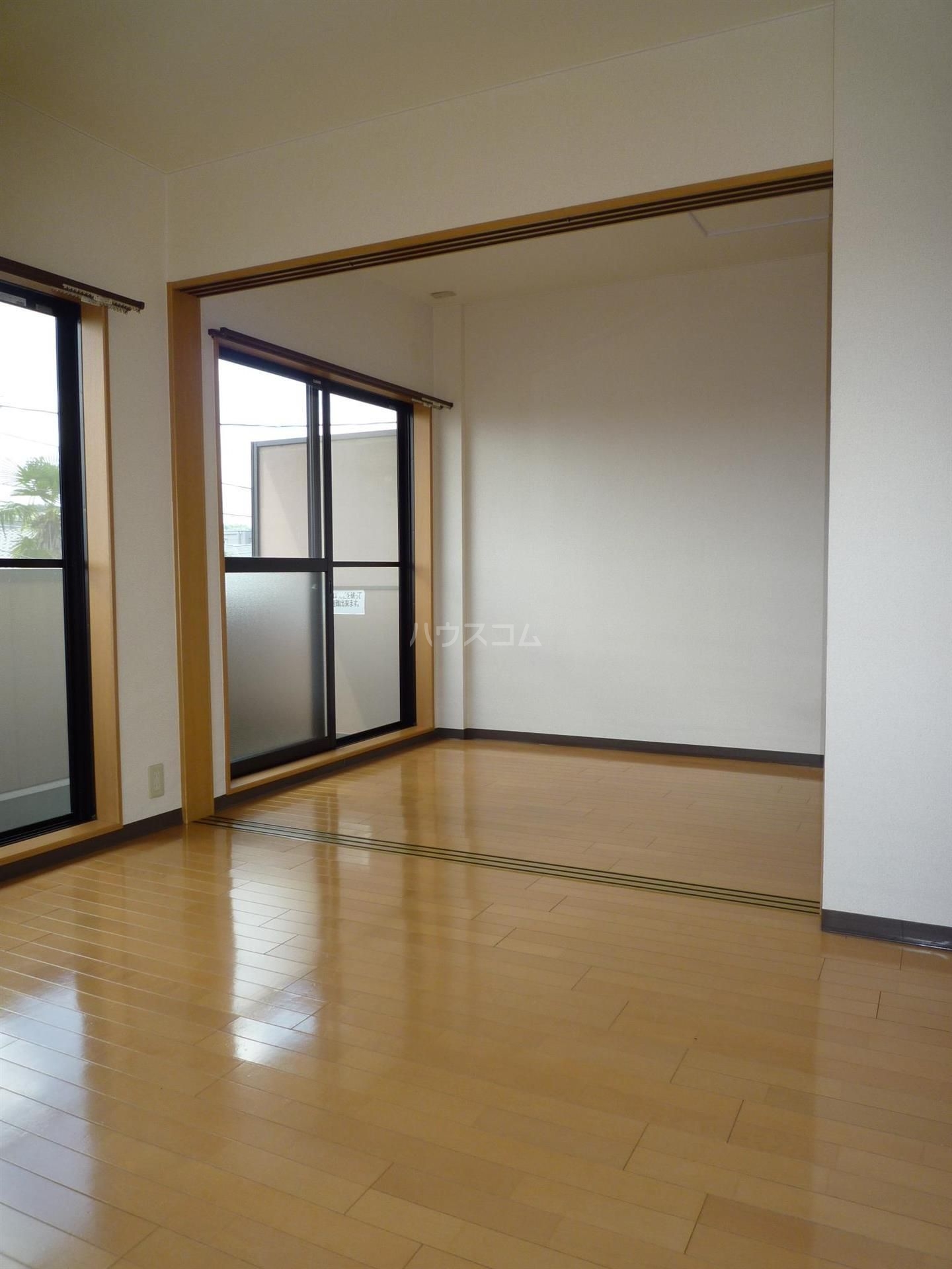 2/8 リビング/ダイニング