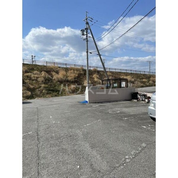 17/18 駐車場