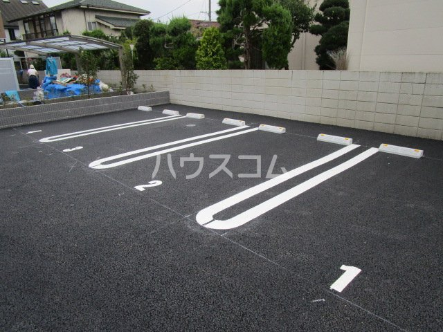 22/30 駐車場