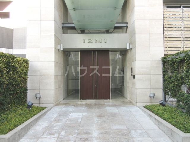 17/25 エントランス