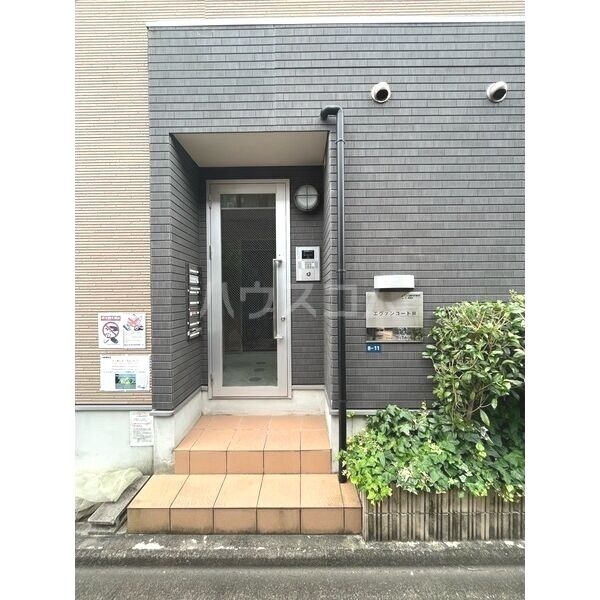 15/21 エントランス