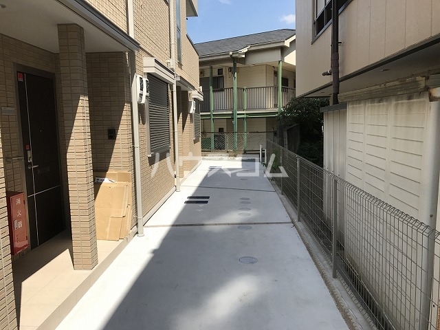 13/20 エントランス