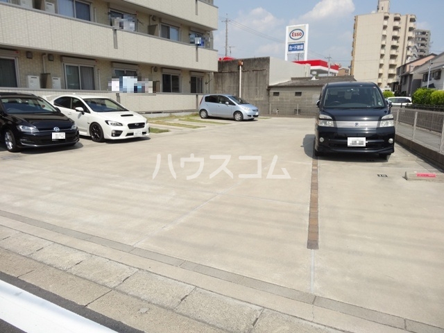 21/30 駐車場