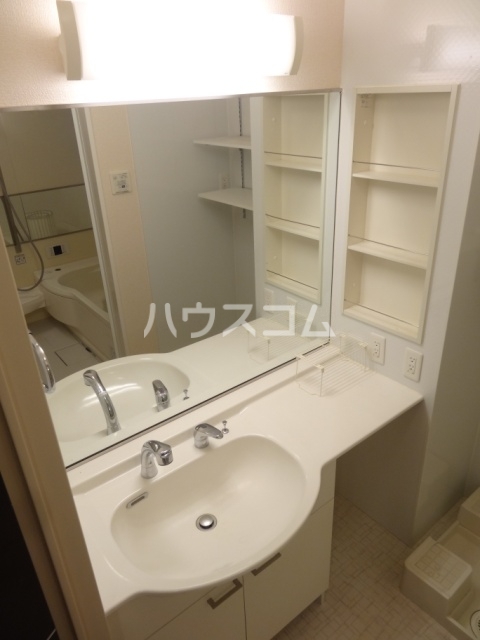 15/30 洗面