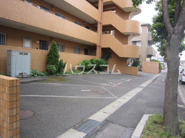 15/25 エントランス