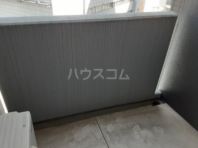 13/23 バルコニー