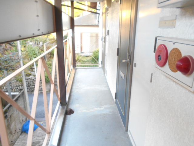 22/30 エントランス