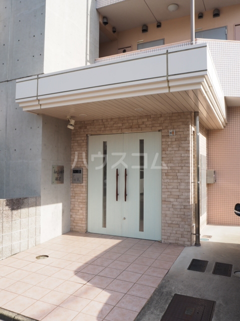 22/29 エントランス