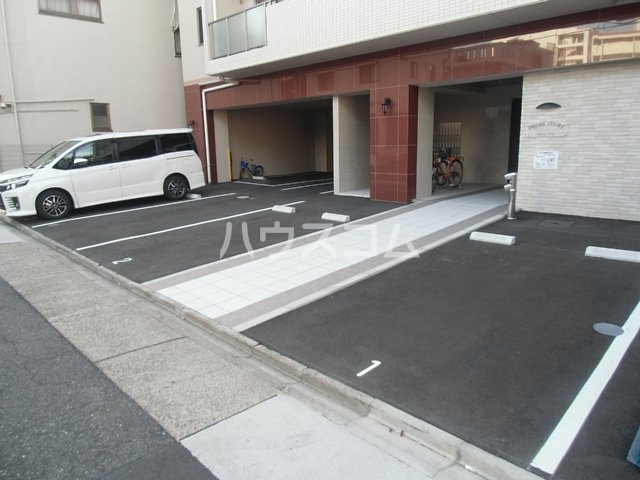 21/29 駐車場