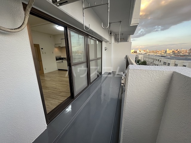 21/30 バルコニー