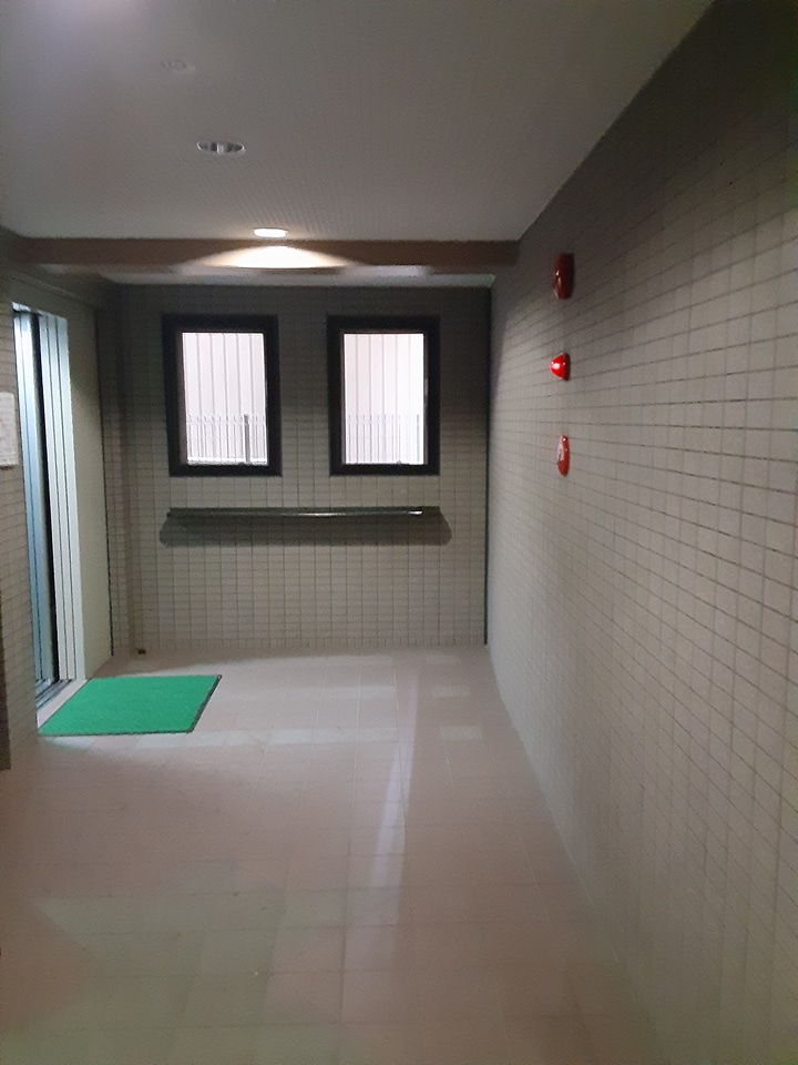 13/20 エントランス