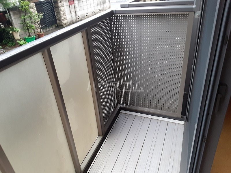 20/30 バルコニー