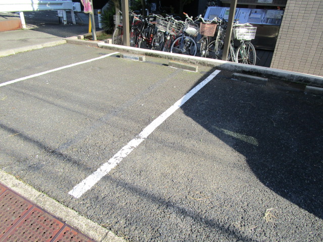 21/30 駐車場