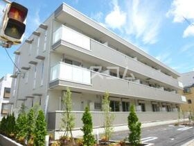 14/23 エントランス